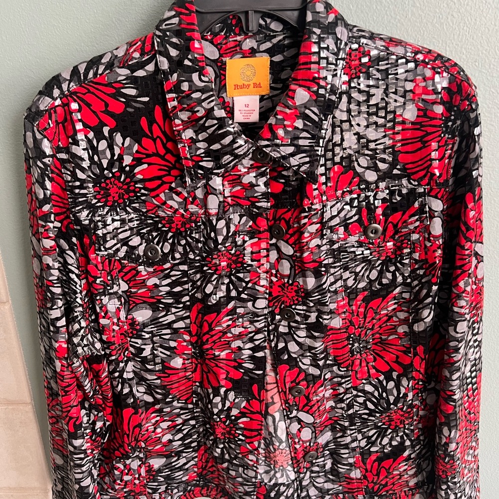 Ruby Rd. Women's Blazer - Black and Red Pattern
